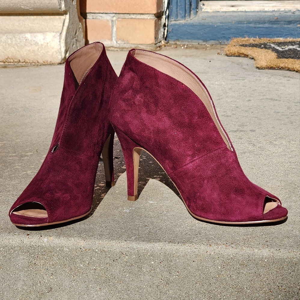 Halogen Plum Rowen Bootie Heels